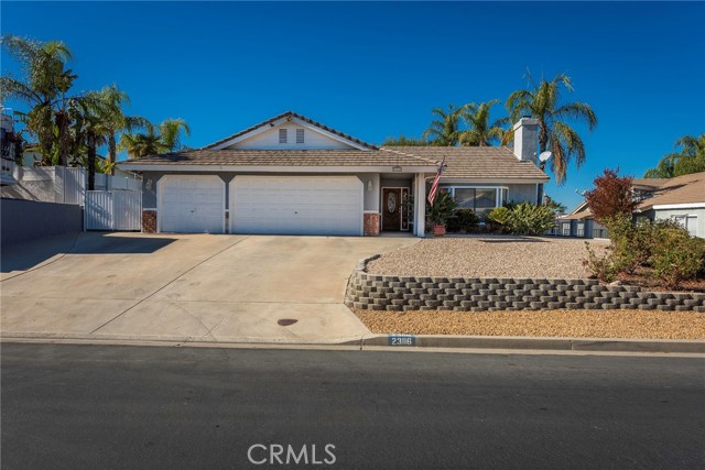 Detail Gallery Image 3 of 41 For 23116 Compass Dr, Canyon Lake,  CA 92587 - 3 Beds | 2 Baths