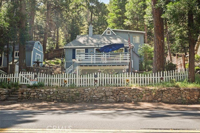 27048 State Highway 189, Blue Jay CA: https://media.crmls.org/medias/4de42f35-4b65-42a3-b259-6afca1b83ba2.jpg