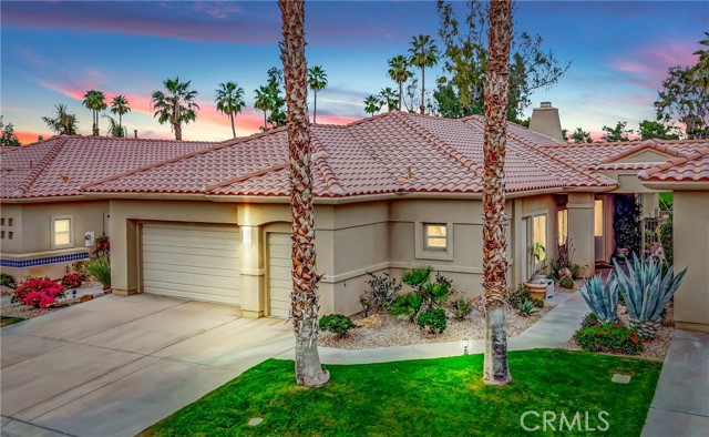 Detail Gallery Image 3 of 73 For 154 Kavenish Dr, Rancho Mirage,  CA 92270 - 3 Beds | 3 Baths