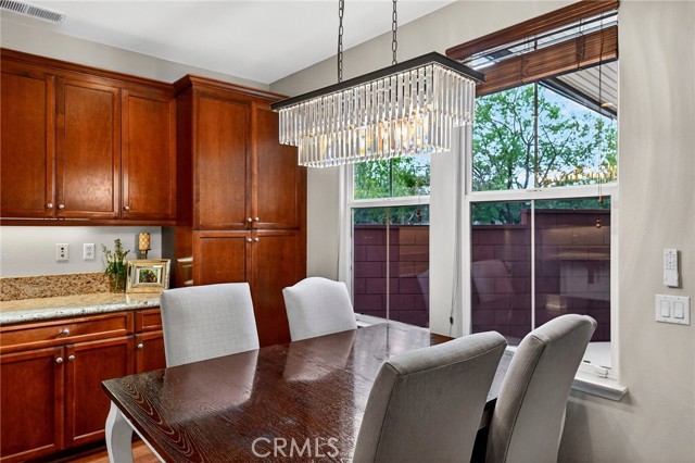 Detail Gallery Image 11 of 58 For 40265 Danbury Ct, Temecula,  CA 92591 - 3 Beds | 2/1 Baths