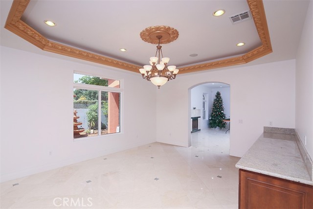 801 S Michillinda Avenue, Pasadena CA: https://media.crmls.org/medias/4de4dc4d-a3f0-4b9a-9ccb-3bb017284f93.jpg
