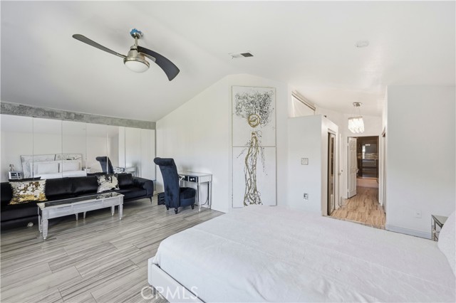 Detail Gallery Image 34 of 55 For 22350 Heritage Pass, Chatsworth,  CA 91311 - 2 Beds | 2/1 Baths
