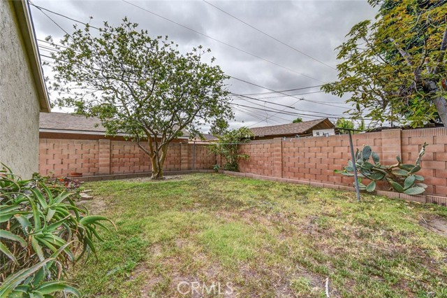 538 S Raitt Street, Santa Ana CA: https://media.crmls.org/medias/4de68055-c979-4573-a6ed-62d83f47384d.jpg
