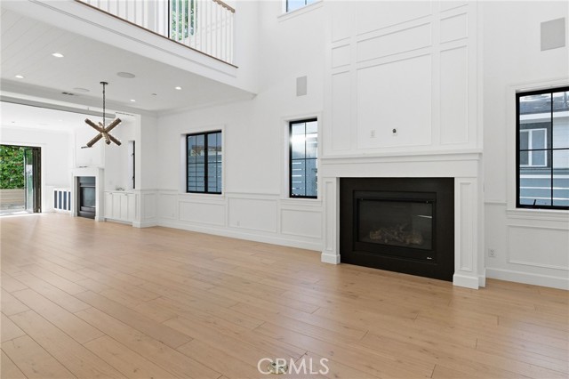 Detail Gallery Image 7 of 59 For 1405 Oak Ave, Manhattan Beach,  CA 90266 - 4 Beds | 4/1 Baths