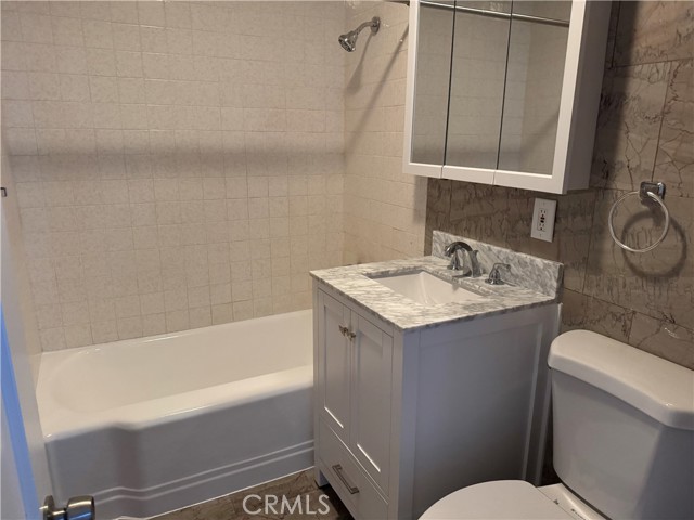 Detail Gallery Image 9 of 22 For 4339 W 178th St, Torrance,  CA 90504 - 3 Beds | 2 Baths