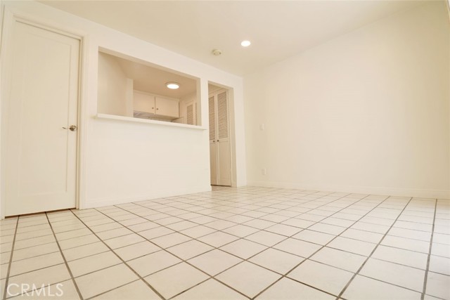 Detail Gallery Image 1 of 6 For 129 35th St #.5,  Newport Beach,  CA 92663 - 0 Beds | 1 Baths