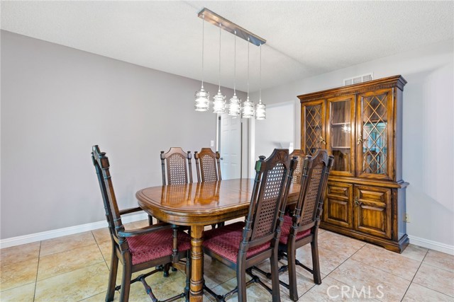 Detail Gallery Image 15 of 50 For 1841 N Lincoln, Orange,  CA 92865 - 5 Beds | 3 Baths