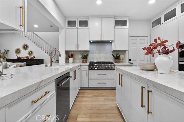 Detail Gallery Image 9 of 47 For 81 Zinnia Street, Ladera Ranch,  CA 92694 - 4 Beds | 3/1 Baths