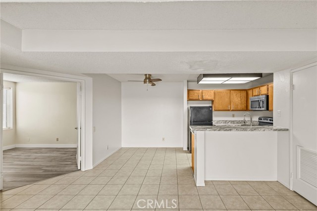 Detail Gallery Image 9 of 25 For 1480 W Edgehill Rd #7,  San Bernardino,  CA 92405 - 2 Beds | 1 Baths