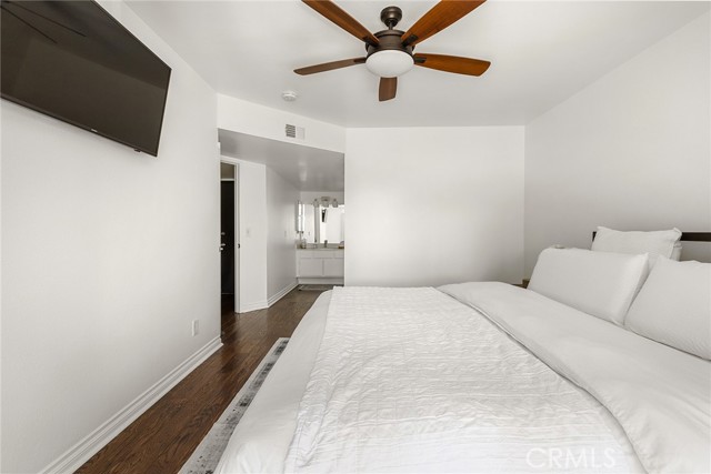 Detail Gallery Image 17 of 26 For 1100 Newport Ave #307,  Long Beach,  CA 90804 - 2 Beds | 2 Baths