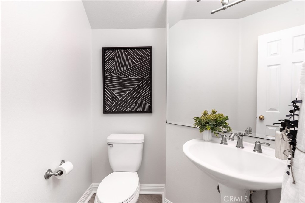 MLS #OC25156927 img 11