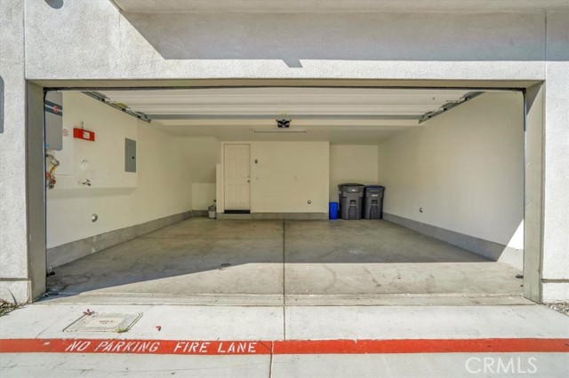 Detail Gallery Image 24 of 28 For 14402 Kabana Ln #2,  Gardena,  CA 90247 - 3 Beds | 4 Baths