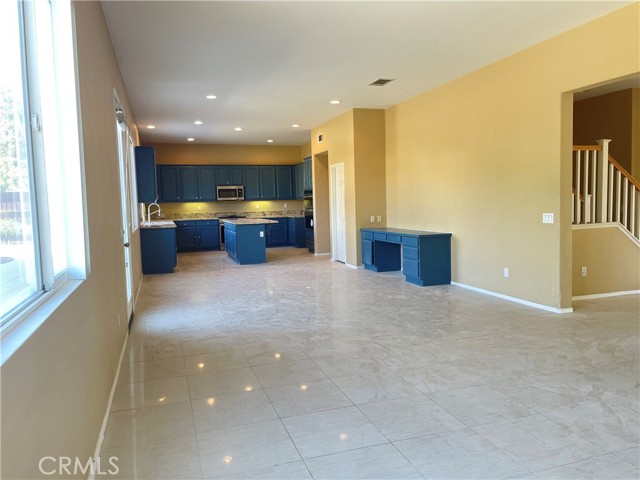 8348 Barnwood Lane, Riverside CA: https://media.crmls.org/medias/4dec9cce-60a8-4ff0-9fb0-d4ec3b8891d3.jpg