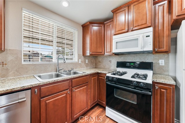 15111 Pipeline Avenue, Chino Hills CA: https://media.crmls.org/medias/4ded7a62-8a8a-400a-96cc-9c2e77934db2.jpg