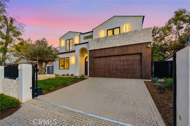 Detail Gallery Image 2 of 41 For 16782 Otsego, Encino,  CA 91436 - 6 Beds | 6/1 Baths