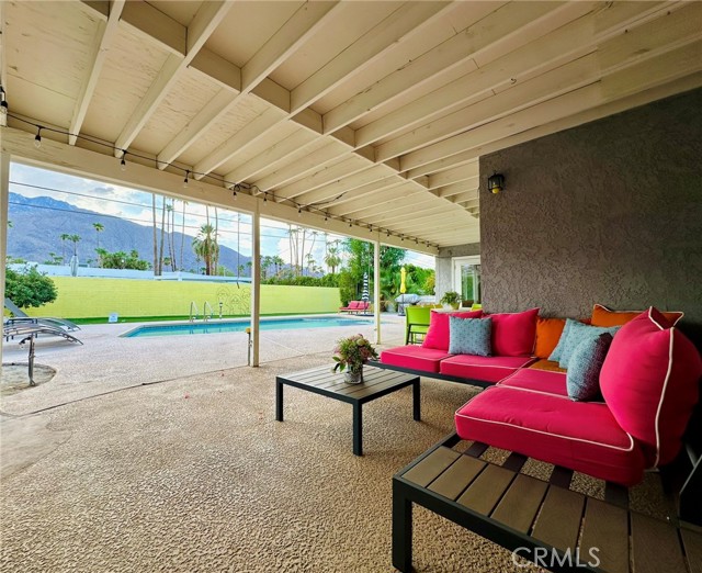 Detail Gallery Image 24 of 28 For 1331 S Sunrise Way, Palm Springs,  CA 92264 - 3 Beds | 3 Baths