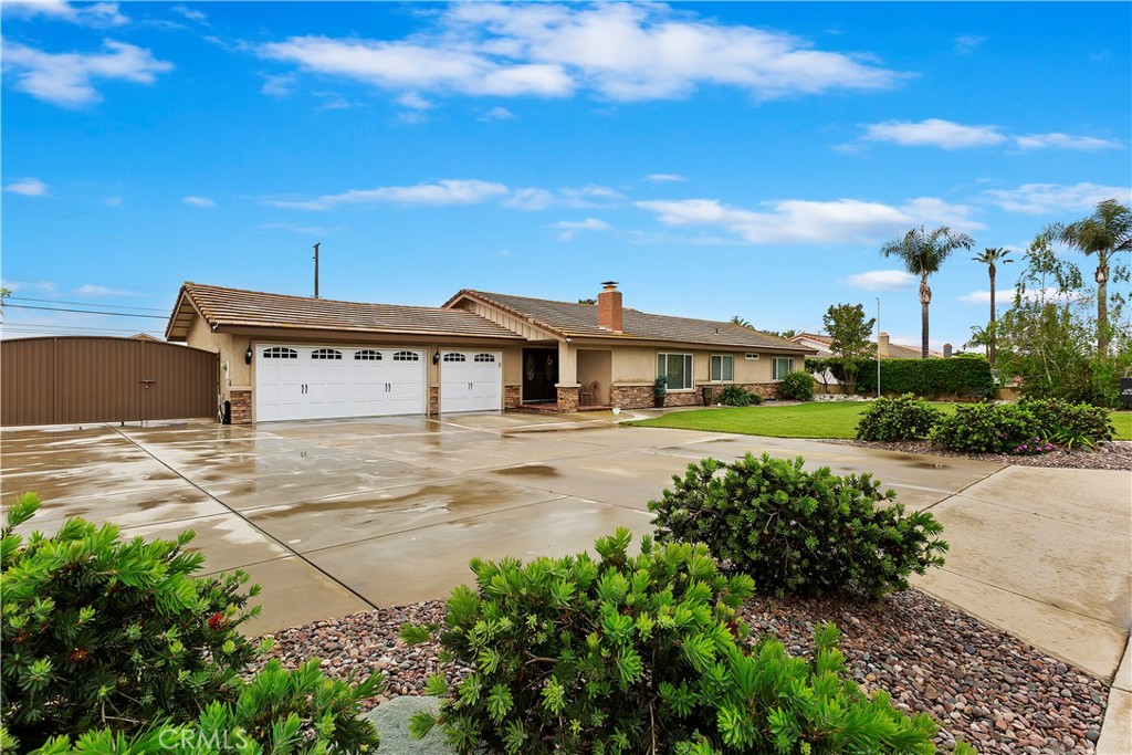 4551 Monte Verde Street