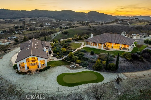 5495 Vista Serrano, Paso Robles CA: https://media.crmls.org/medias/4def2c17-47fc-4df1-9c3b-35f6e2366e12.jpg