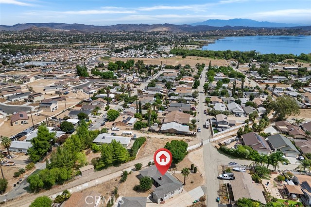33325 Fairview Street, Lake Elsinore CA: https://media.crmls.org/medias/4def35fb-db9a-46d1-866b-1568e676ac12.jpg