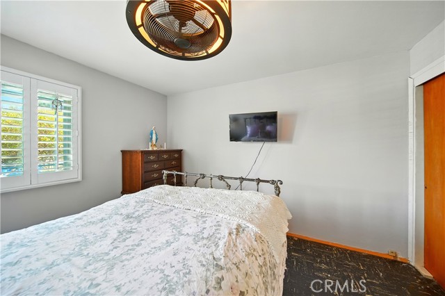 17934 E Newburgh Street, Azusa CA: https://media.crmls.org/medias/4defbf1c-63f3-4022-a0fe-317b2d9de81c.jpg