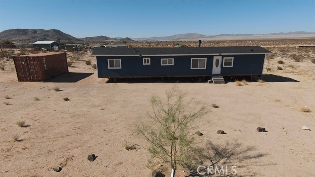 60588 Herdmans Road, Landers CA: https://media.crmls.org/medias/4defe4e2-00fc-45d7-9559-3b86e897ca5f.jpg