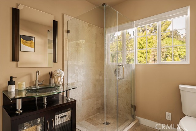 20286 Allentown Drive, Woodland Hills CA: https://media.crmls.org/medias/4df0cb8e-2119-4afb-bc9d-5ca0288d5812.jpg