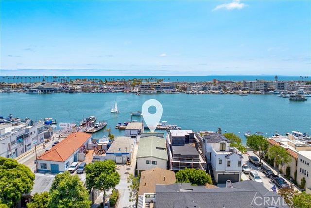 404 S Bay Front, Newport Beach CA: https://media.crmls.org/medias/4df145c6-78ca-4017-8c54-49f974b0b0f4.jpg