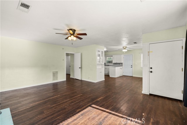 Detail Gallery Image 8 of 37 For 113 E Swift St, Orland,  CA 95963 - 2 Beds | 1 Baths