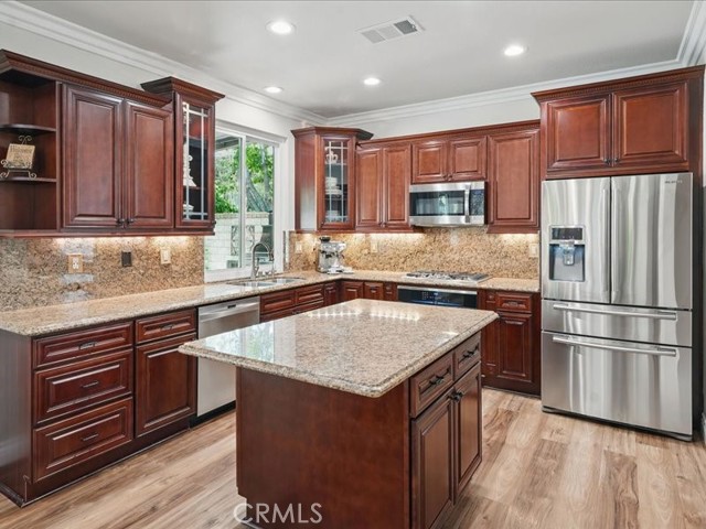 Detail Gallery Image 19 of 55 For 27718 Heartwood Ct, Valencia,  CA 91354 - 3 Beds | 3 Baths