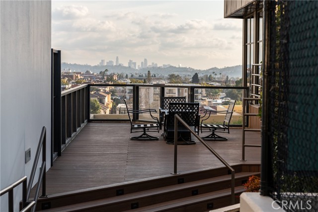 Detail Gallery Image 48 of 66 For 345 Pioneer Dr #1201,  Glendale,  CA 91203 - 2 Beds | 2 Baths