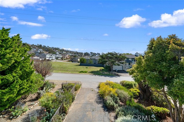 Detail Gallery Image 12 of 54 For 379 Harvey Street, Cambria,  CA 93428 - 4 Beds | 2 Baths