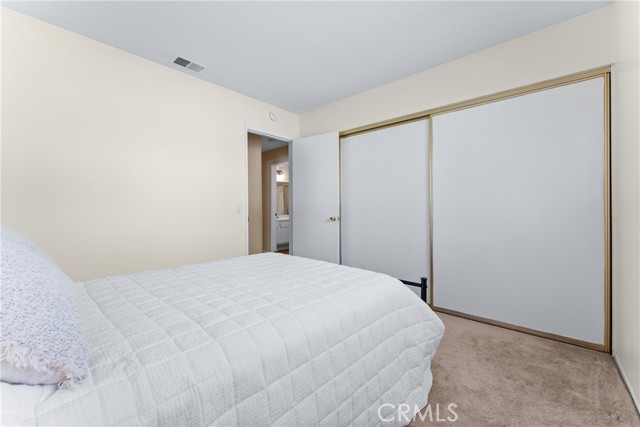 Image 19 of 26 For 17300 Azalea Court