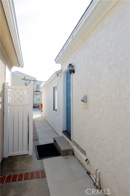 1518 Ocean Avenue, Seal Beach, California 90740, 3 Bedrooms Bedrooms, ,2 BathroomsBathrooms,Residential,For Sale,1518 Ocean Avenue,CRPW24005826