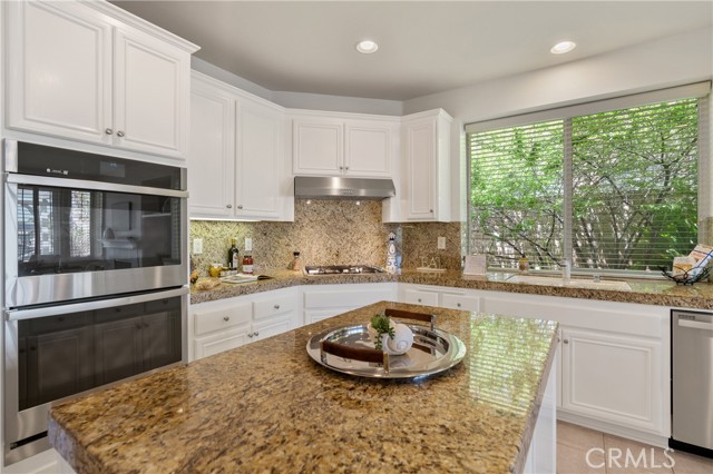 Detail Gallery Image 9 of 25 For 1830 Red Robin Pl, Newbury Park,  CA 91320 - 3 Beds | 2 Baths