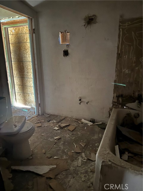 Detail Gallery Image 9 of 16 For 406 D St, Needles,  CA 92363 - 2 Beds | 1 Baths