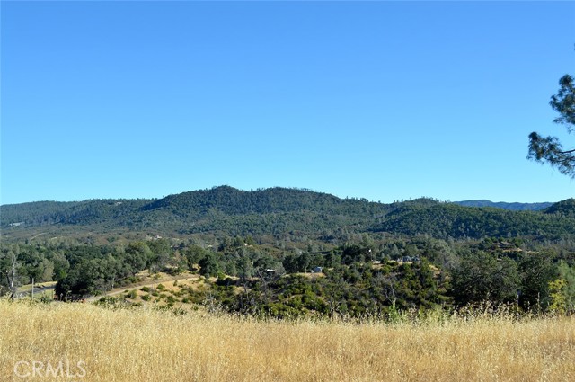 6765 S State Highway 29, Kelseyville CA: https://media.crmls.org/medias/4df56ea4-08c1-4e83-acd8-bef587cd8cda.jpg