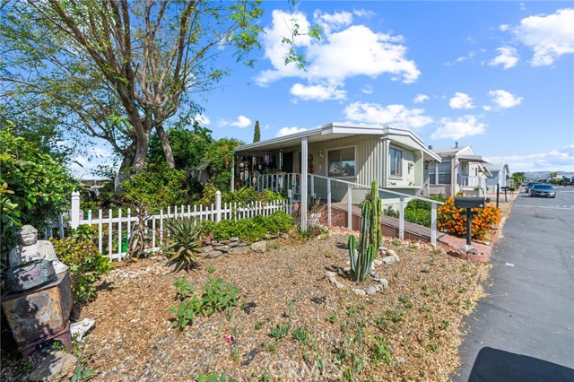 Detail Gallery Image 2 of 15 For 26871 Alessandro Bld #87,  Moreno Valley,  CA 92555 - 2 Beds | 2 Baths