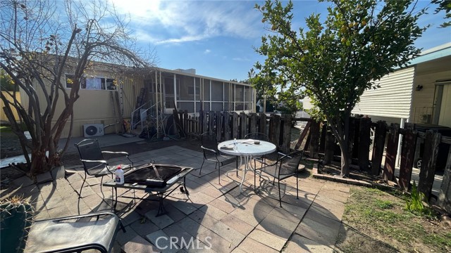 Detail Gallery Image 1 of 10 For 36 Round Table Dr, Riverside,  CA 92507 - 3 Beds | 2 Baths