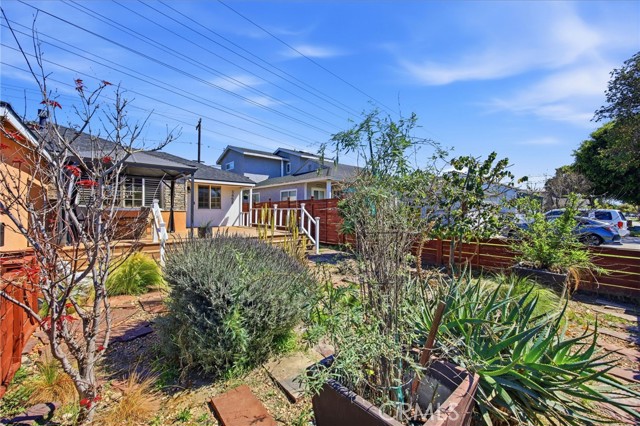 Detail Gallery Image 2 of 40 For 3458 Stevely, Long Beach,  CA 90808 - 2 Beds | 1 Baths