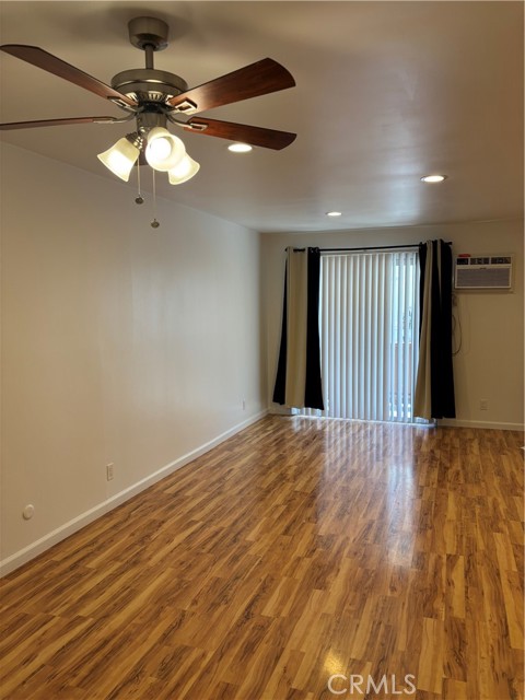 14718 Magnolia W Boulevard, Sherman Oaks CA: https://media.crmls.org/medias/4df6cf57-1314-40d5-a253-3513863dff98.jpg