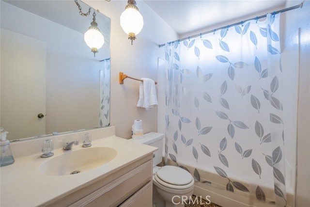 Detail Gallery Image 16 of 23 For 170 E Payson St, Azusa,  CA 91702 - 3 Beds | 2 Baths