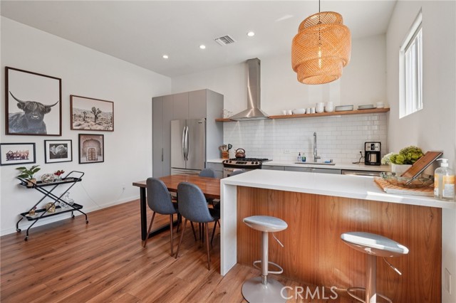 1401 Termino Avenue, Long Beach CA: https://media.crmls.org/medias/4df8c9d3-1349-4caf-bb5a-6444c6cb54cd.jpg
