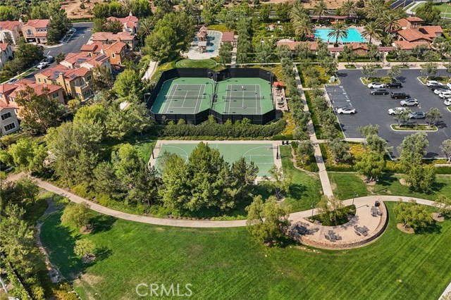 2 Lowland, Irvine CA: https://media.crmls.org/medias/4dfa2f5c-0a6b-435c-92d3-c66b8d29c500.jpg