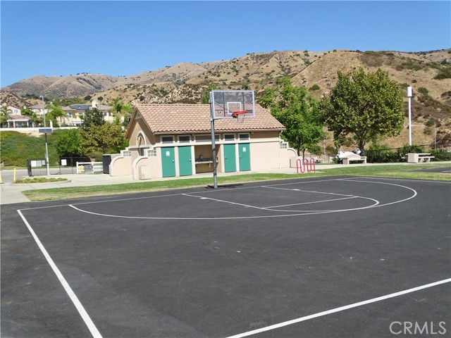 Detail Gallery Image 33 of 35 For 19624 Crystal Ridge Ln, Porter Ranch,  CA 91326 - 3 Beds | 3 Baths