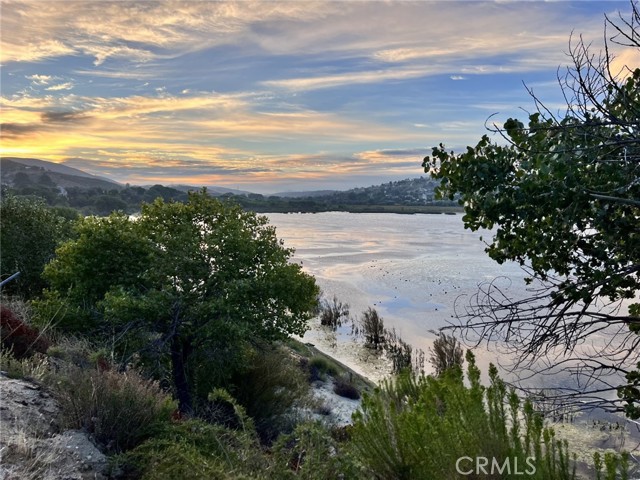 Elizabeth Lake