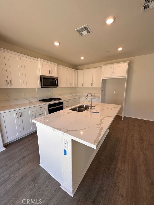 27550 Brodiaea Ave, Moreno Valley CA: https://media.crmls.org/medias/4dfe6b44-5381-40e5-bbcf-f672bcc67ab4.jpg