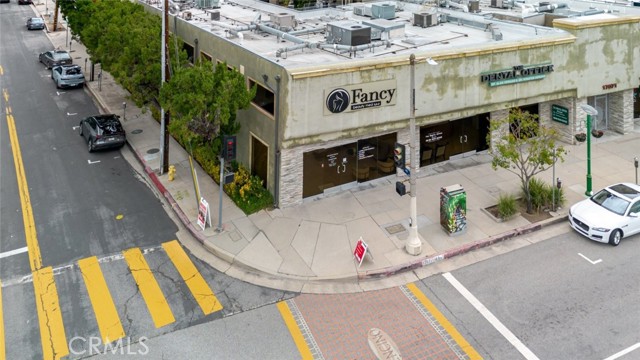  Commercial for Sale in Encino, California