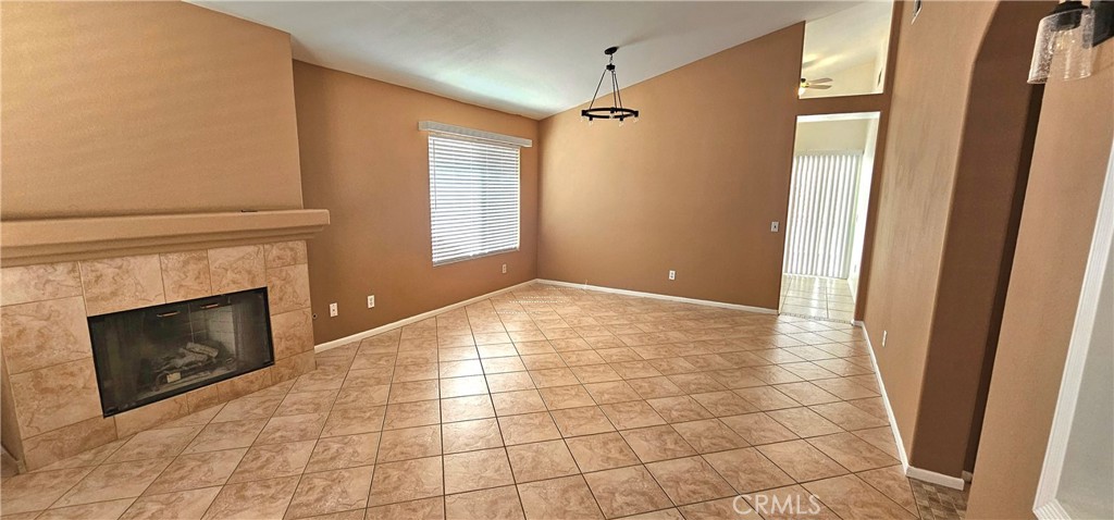 MLS #CV25220056 image #8