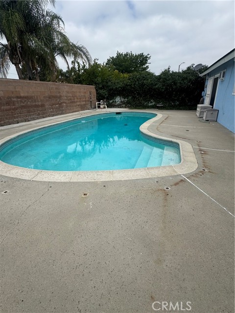 27245 Langside Avenue, Canyon Country CA: https://media.crmls.org/medias/4dffa77c-7f3c-42dc-bdc8-af9df07e1020.jpg