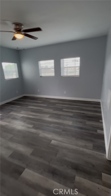 1032 S Normandie Avenue, Los Angeles CA: https://media.crmls.org/medias/4e0047b2-2330-4b19-b7a2-04b14d40e538.jpg